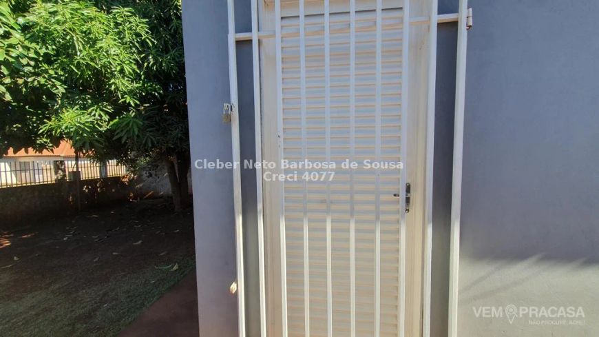 VENDO IMÓVEL COM TERRENO DE 360