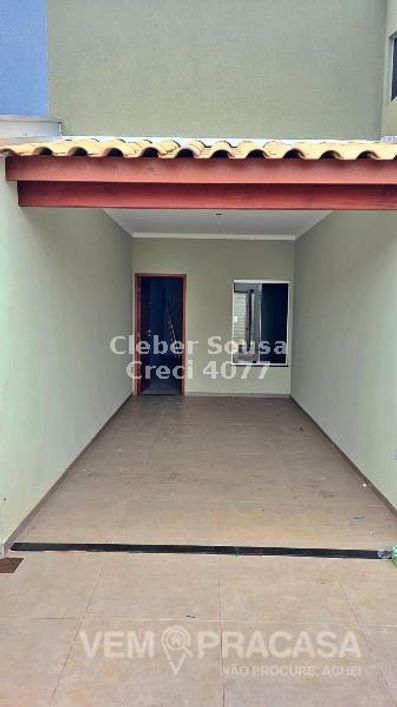 EXCELENTE IMÓVEL COM 03 QUARTOS EM ÓTIMA LOCALIZAÇÃO!