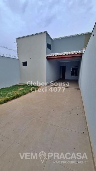EXCELENTE IMÓVEL COM 03 QUARTOS EM ÓTIMA LOCALIZAÇÃO!