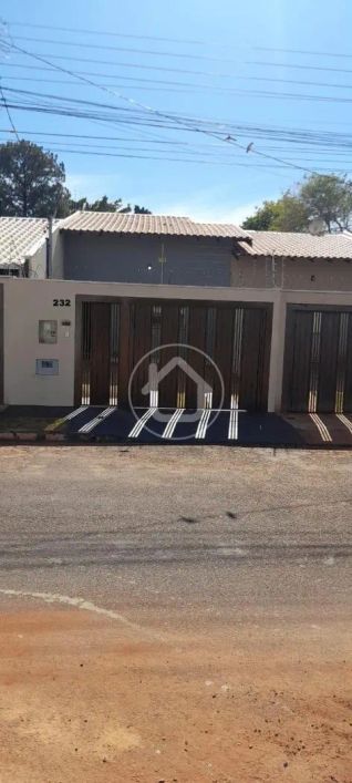 CASA A VENDA NO ALTO TAMANDARÉ/NASSER