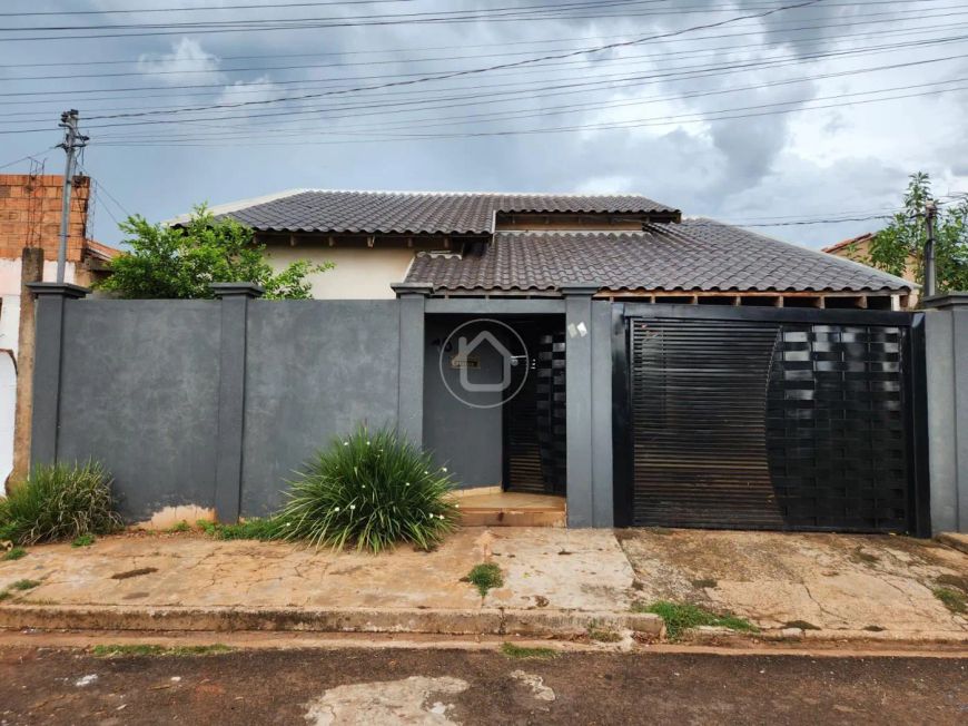 CASA TÉRREA COM 3 DORMITÓRIOS, SENDO 1 SUITE COM HIDRO E VARANDA GOURMET
