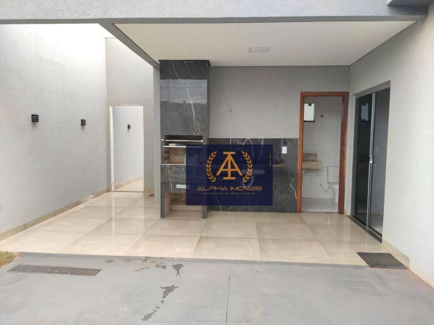 CASA COM 3 SUITES E PISCINA COM CASCATA