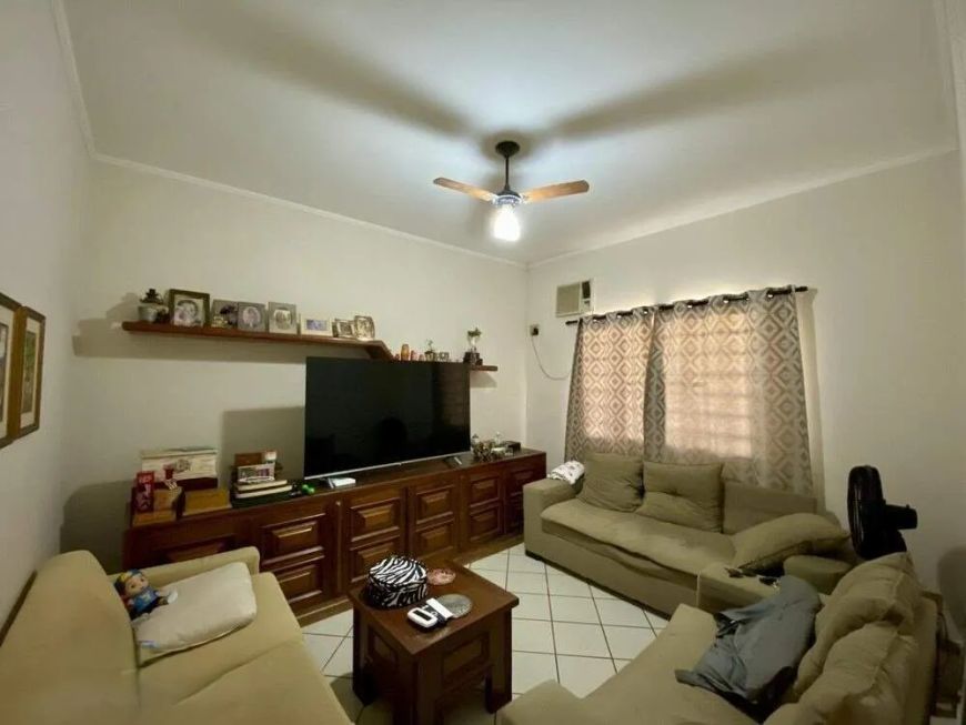 Excelente casa térrea com 03 quartos no Jardim Autonomista!