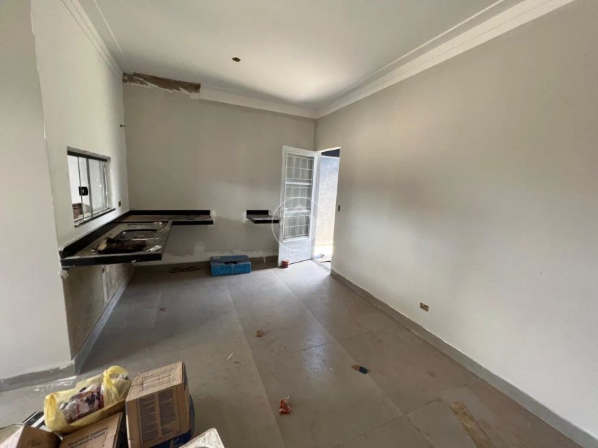 CASA NOVA COM OTIMO ACABAMENTO