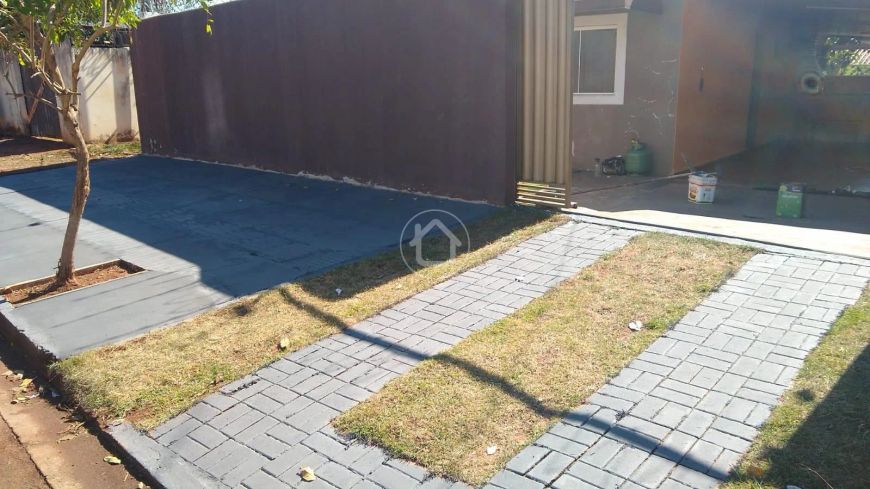 CASA COM TERRENO AMPLO PRÓXIMO AO ALPHAVILLE