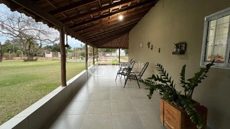 Chácara à venda em Campo Grande-MS, bairro Chácara das Mansões: 2 quartos, 1 suíte, 2 salas, 2 banhe