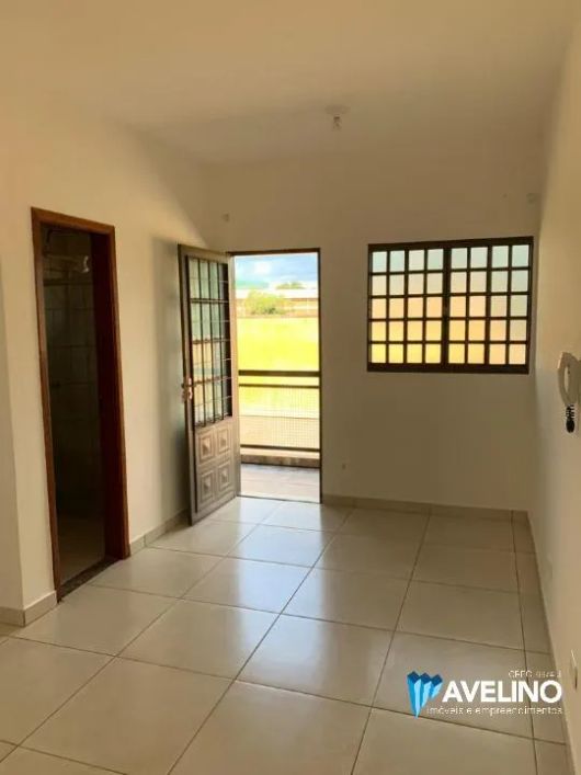 imóvel comercial com 12 Kitnets enfrente á UCDB