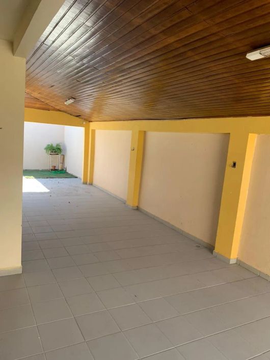 CASA À VENDA COM PLACA SOLAR NO JD. IMÁ