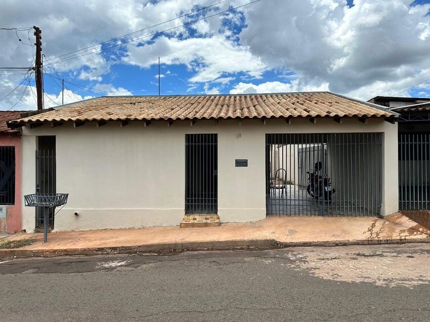 Casa Térrea à venda, 2 quartos, Núcleo Habitacional Buriti - Campo Grande/MS