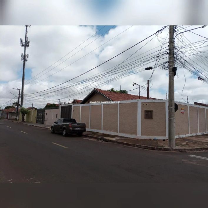 Casa espaçosa com piscina, sauna, hidromassagem