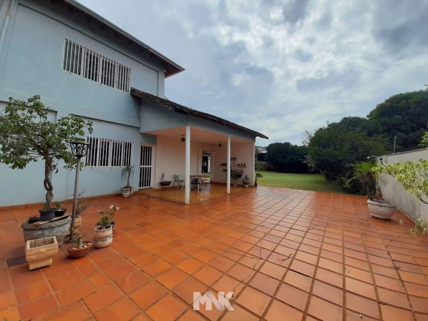 Sobrado à venda, 2 quartos, 1 suíte, 5 vagas, Vila Alba - Campo Grande/MS