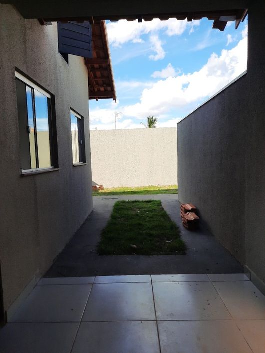Casa de 2 quartos em Condomínio no Jardim Anache