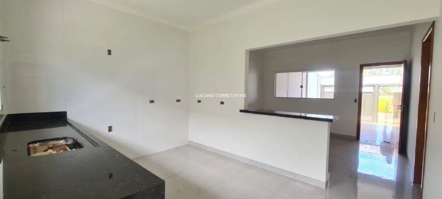 Belíssimo acabamento, terreno inteiro!