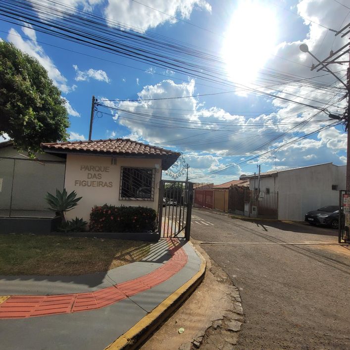 Casa de Condomínio em Monte Castelo - Campo Grande