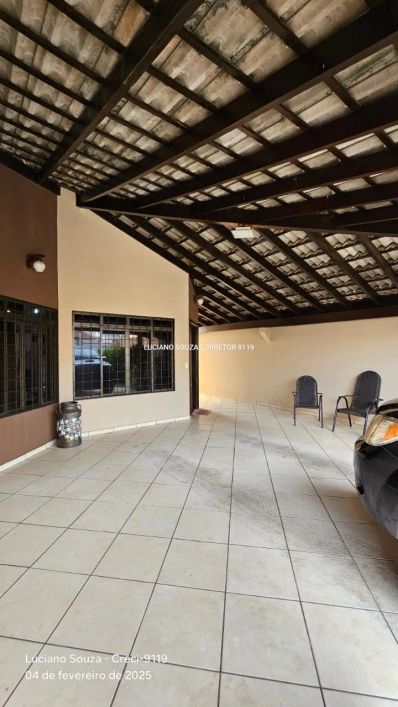 Imóvel com 3 suítes próximo a Av- 3 Barras!