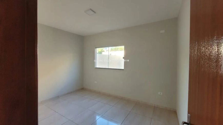 Imóvel com ótimo terreno, no asfalto!