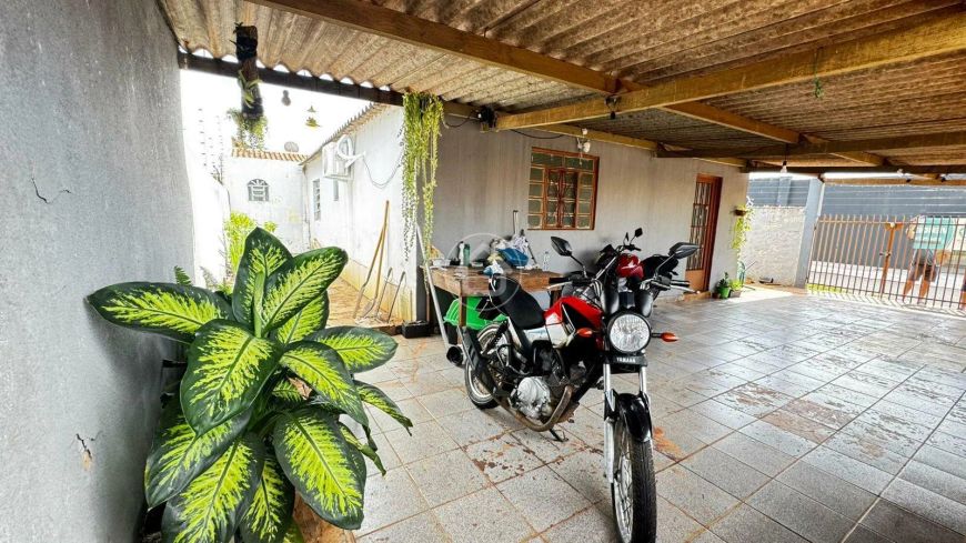CASA DE ESQUINA