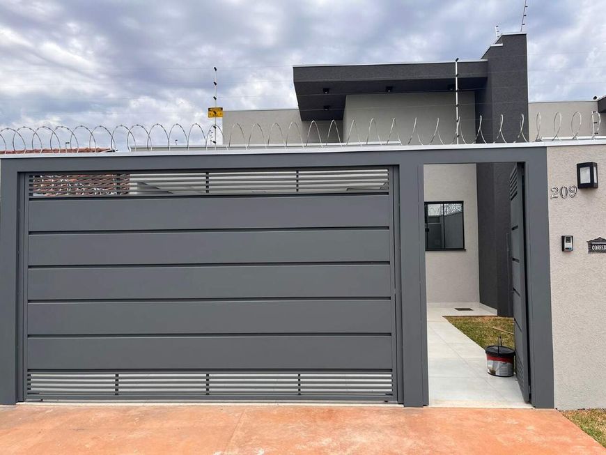 Linda casa na Vila Sobrinho com área gourmet e bem localizada