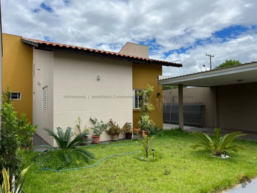 LINDA CASA RICA EM DETALHES NO RESIDENCIAL RITA VIEIRA