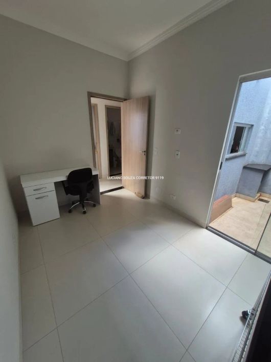 Linda casa com planejados!