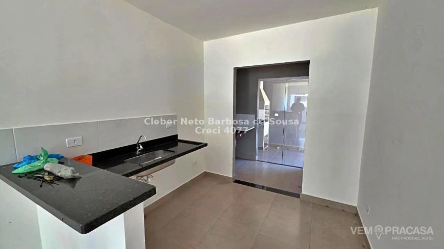 VENDO IMÓVEL COM SUÍTE E ESPAÇO GOURMET