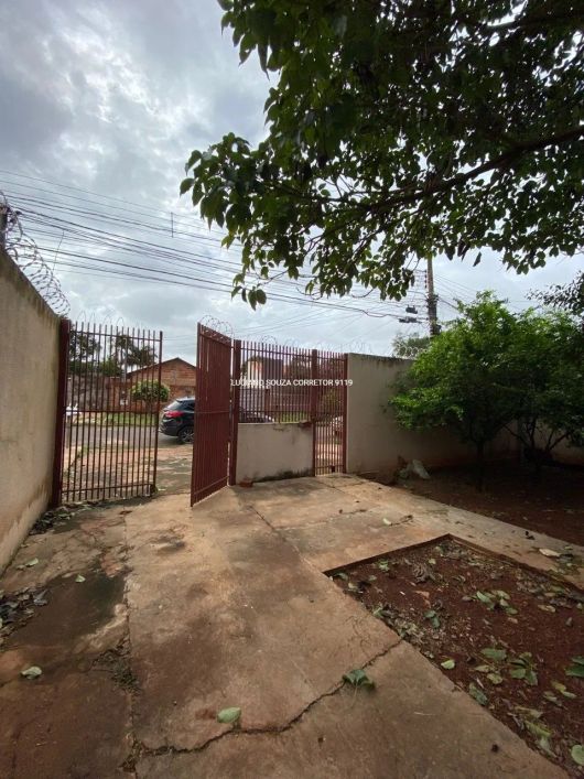 Edícula em terreno de 360 m², valor de terreno!