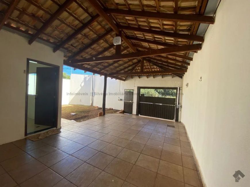Térrea para venda possui 125 metros quadrados com 4 quartos