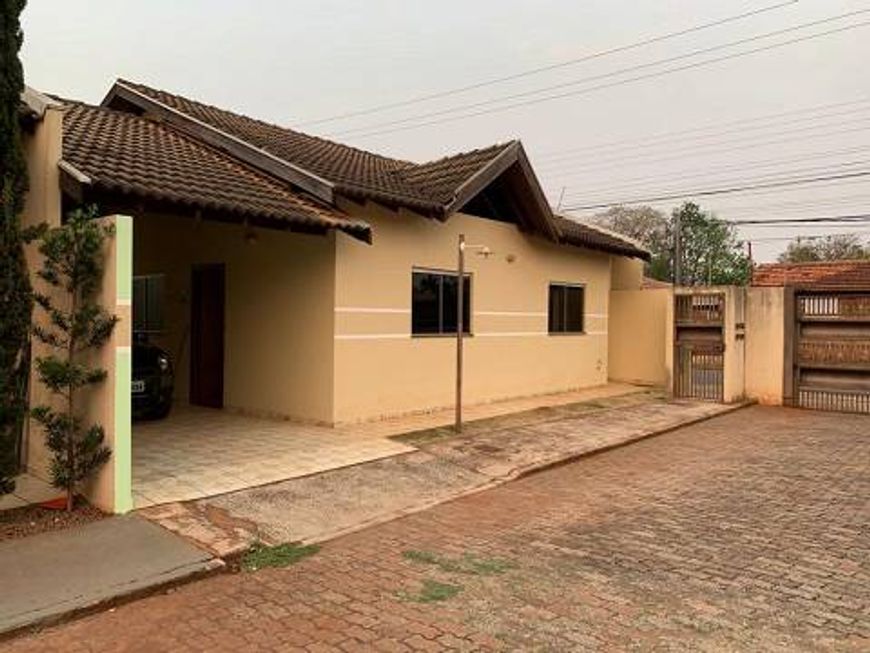 Casa de condomínio para venda com 2 quartos e suíte