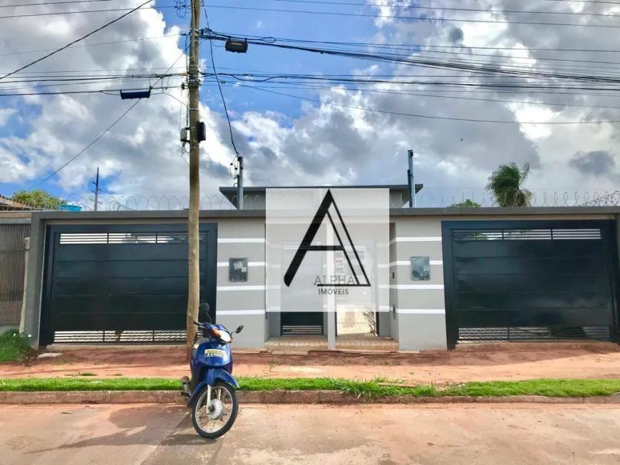 Casa Nova bem localizada.