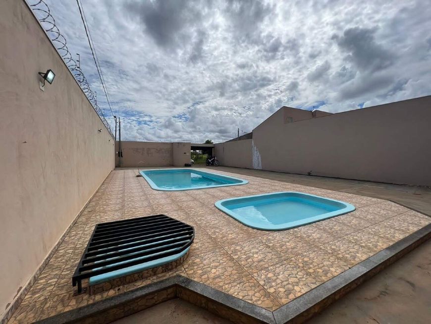 Imóvel Residencial/Comercial com piscina