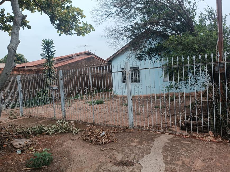 Casa para venda tem 70 metros quadrados com 2 quartos em Santo Antônio - Campo Grande - MS