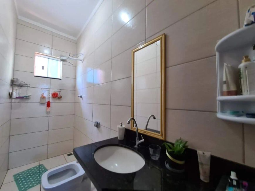 Sobrado à venda, 3 quartos, Vila Carlota - Campo Grande/MS