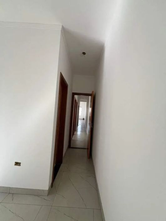 Casa ampla e confortável com 03 quartos no Residencial Bela Laguna!