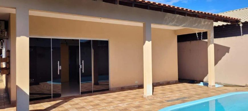 Casa Térrea à venda, 3 quartos, 2 vagas, Vila Carlota - Campo Grande/MS