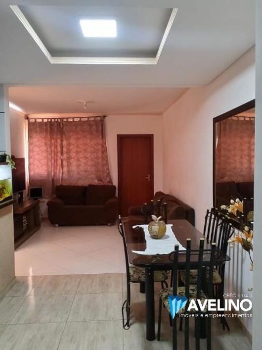 Casa Parque Residencial União - 3 quartos sendo 1 suíte, sobra de quintal.
