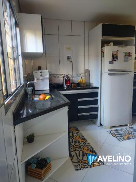 Casa Parque Residencial União - 3 quartos sendo 1 suíte, sobra de quintal.