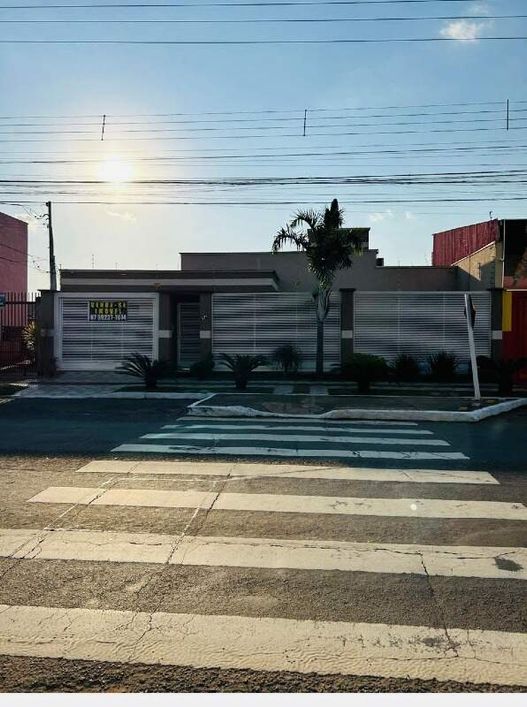 Casa dos sonhos e localização privilegiada!