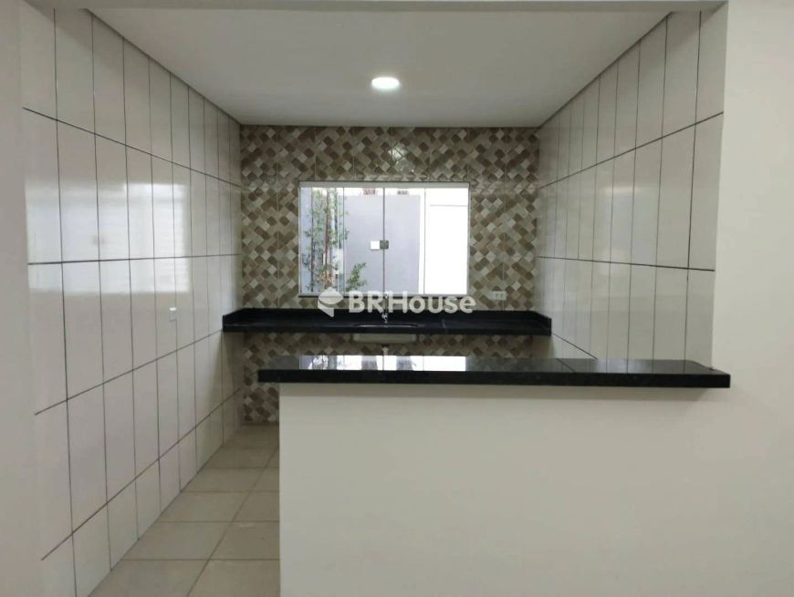 Jardim Santa Emília | Casa 2 quartos, sendo 1 suite