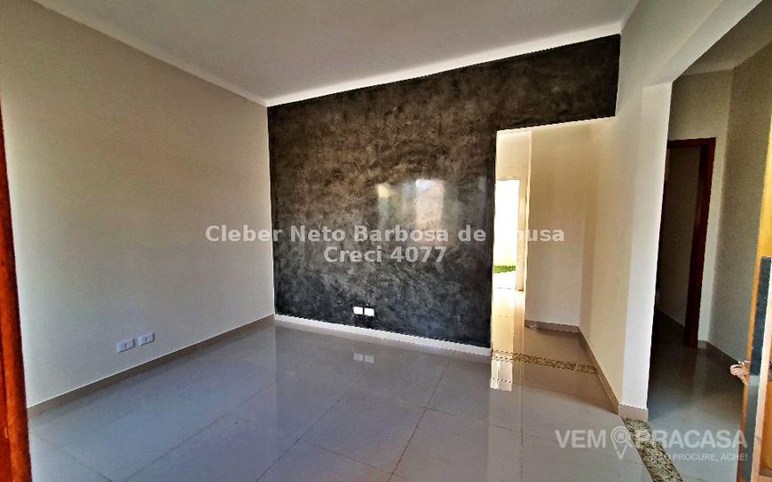 EXCELENTE IMÓVEL COM 03 QUARTOS E VIAS RÁPIDAS ATE O CENTRO!