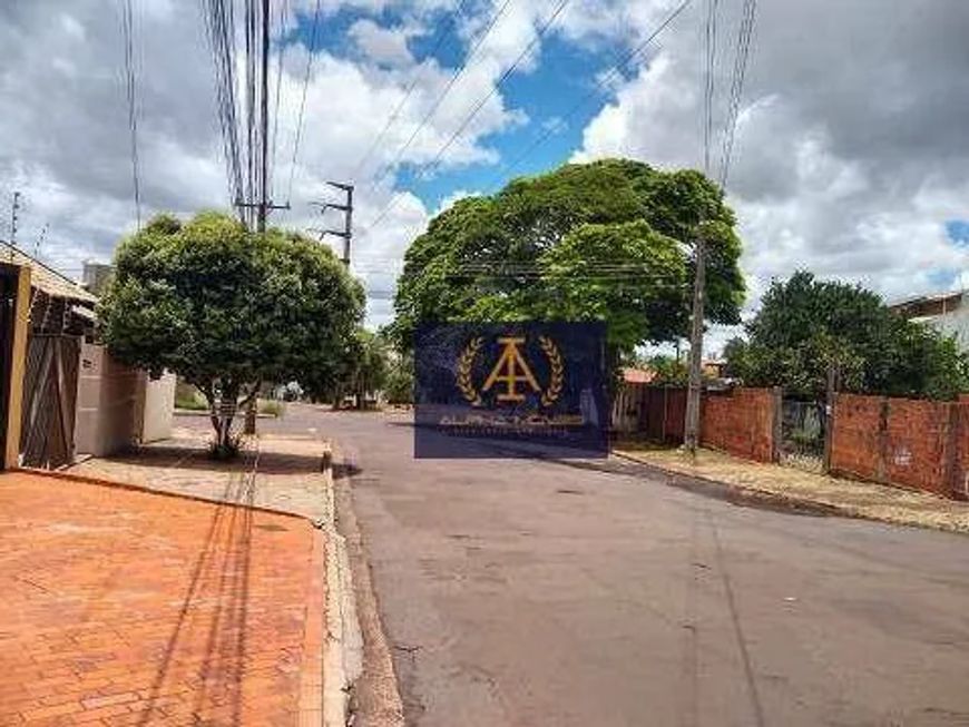 TERRENO DE ESQUINA NA PLANALTO