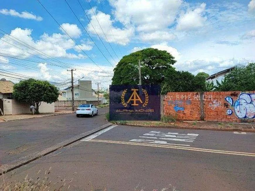 TERRENO DE ESQUINA NA PLANALTO