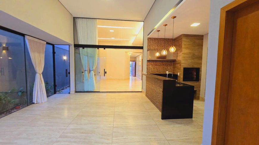 Casa em Condomínio - 3 Suítes e móveis planejados - Damha