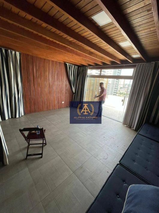 APARTAMENTO COM TERRAÇO EM FRENTE AO BEOMAR