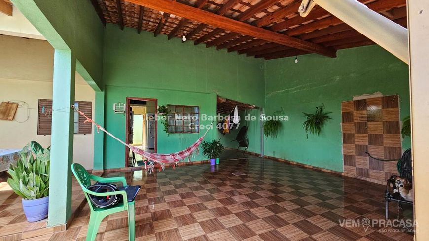 Imóvel de esquina com 03 quartos e área gourmet!