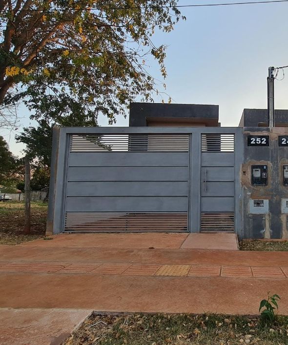 Casa Térrea à venda, 2 quartos, 1 suíte, 2 vagas, Parque Residencial Rita Vieira - Campo Grande/MS