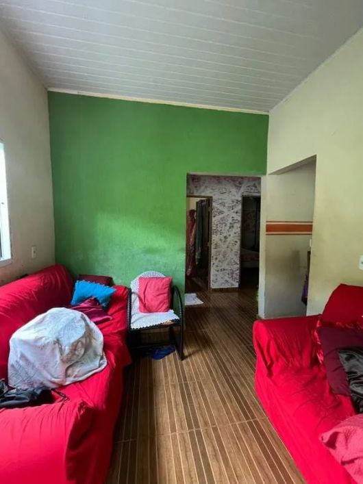 Casa térrea no Pioneiros, aceita permuta por imóvel comercial!