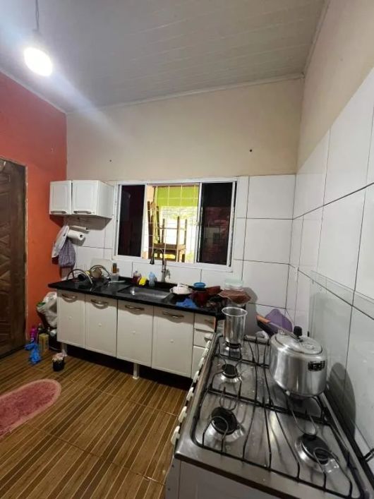 Casa térrea no Pioneiros, aceita permuta por imóvel comercial!
