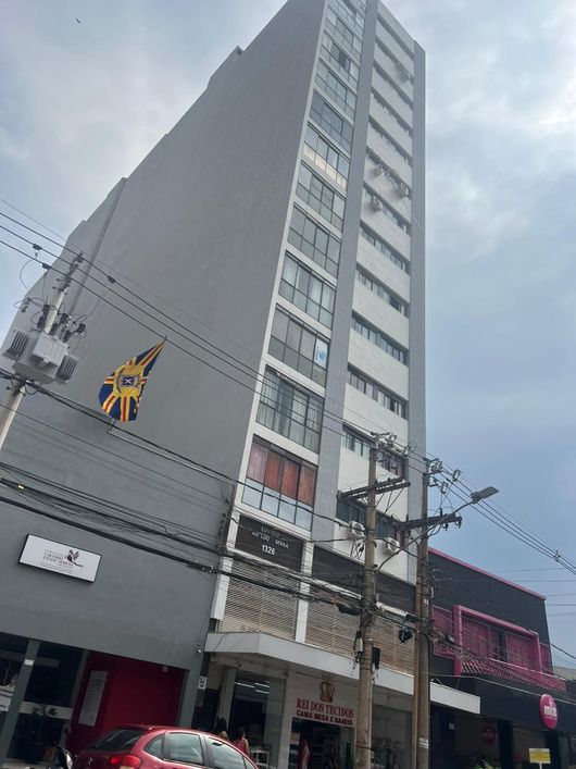APARTAMENTO COM 3 QUARTOS NO CENTRO