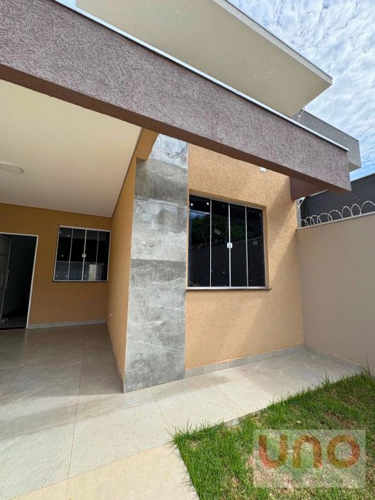 Casa no Rita Vieira com 3 quartos - Campo Grande