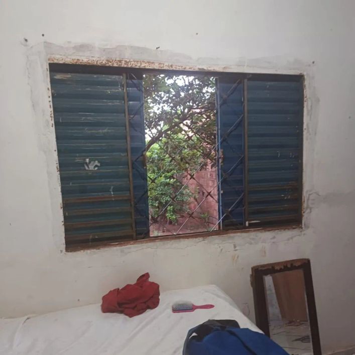 Casa á venda com 2 quartos no Vida Nova I em Campo Grande MS